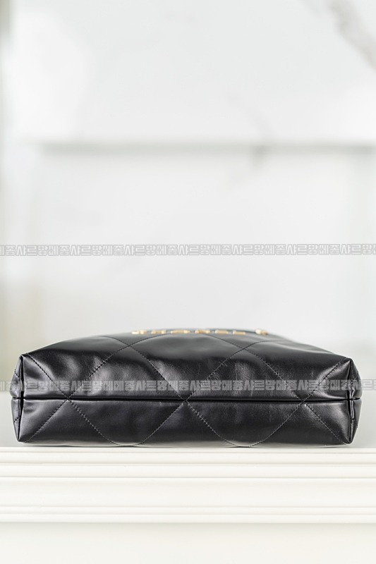 샤넬22핸드백스몰블랙금장 20260206-101051-016루.jpg