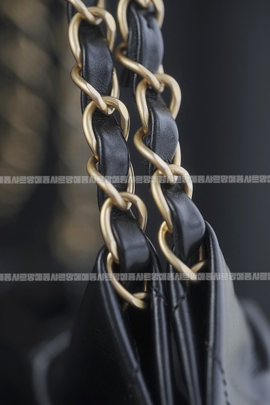 샤넬22핸드백스몰블랙금장 20260206-101052-022루.jpg