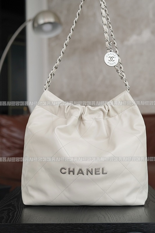 샤넬22핸드백스몰블랙은장 20260206-101505-012루.jpg