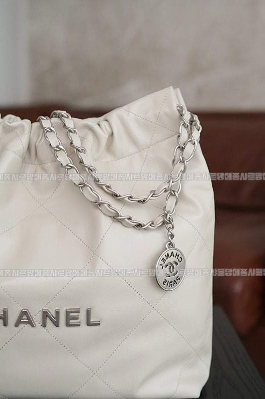 샤넬22핸드백스몰블랙은장 20260206-101506-018루.jpg