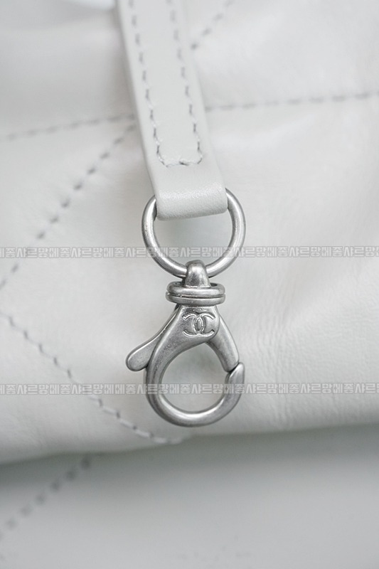 샤넬22핸드백스몰블랙은장 20260206-101507-024루.jpg