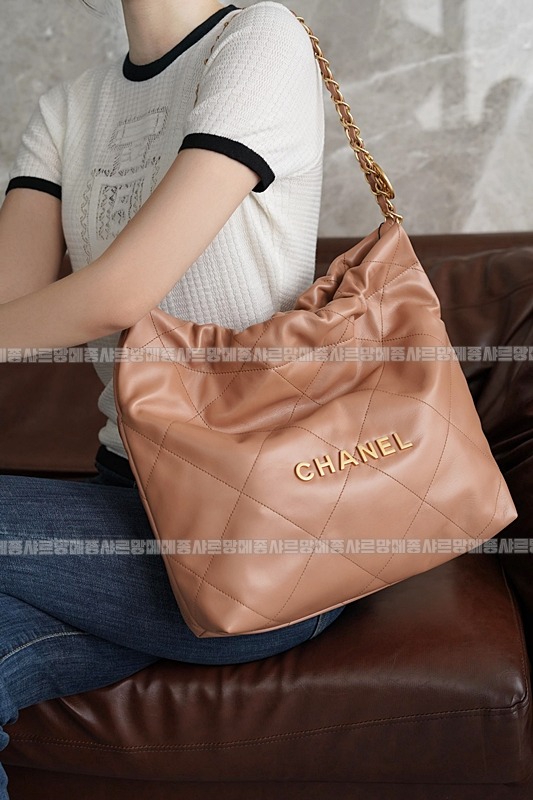 샤넬22핸드백미디움카라멜 20260206-103804-001루.jpg