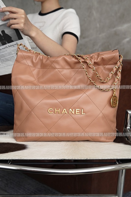 샤넬22핸드백미디움카라멜 20260206-103807-017루.jpg