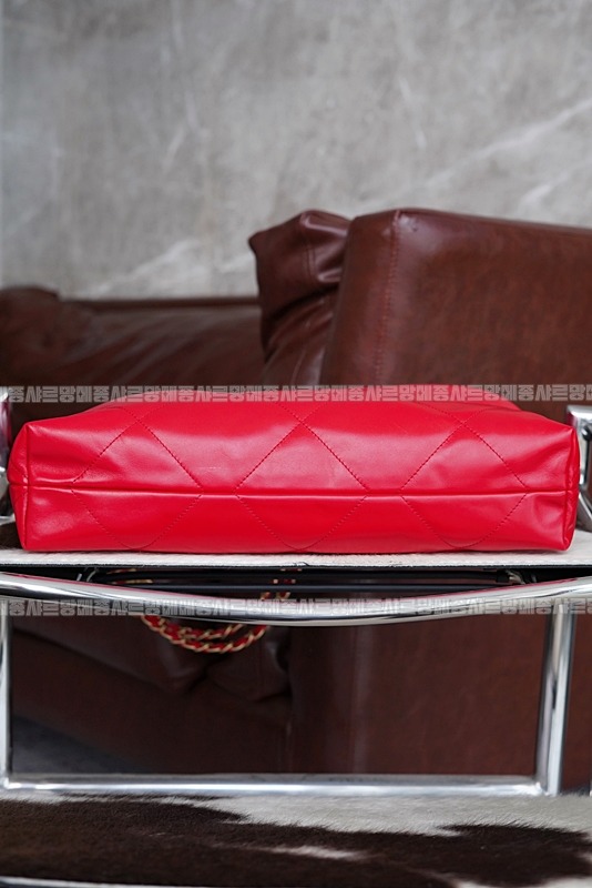 샤넬22핸드백미디움레드 20260206-104406-012루.jpg