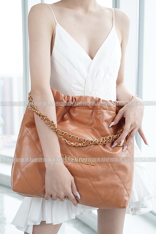 샤넬22핸드백미디움카라멜 20260206-104932-009루.jpg