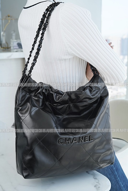 샤넬22핸드백스몰블랙금장 20260206-105428-004루.jpg
