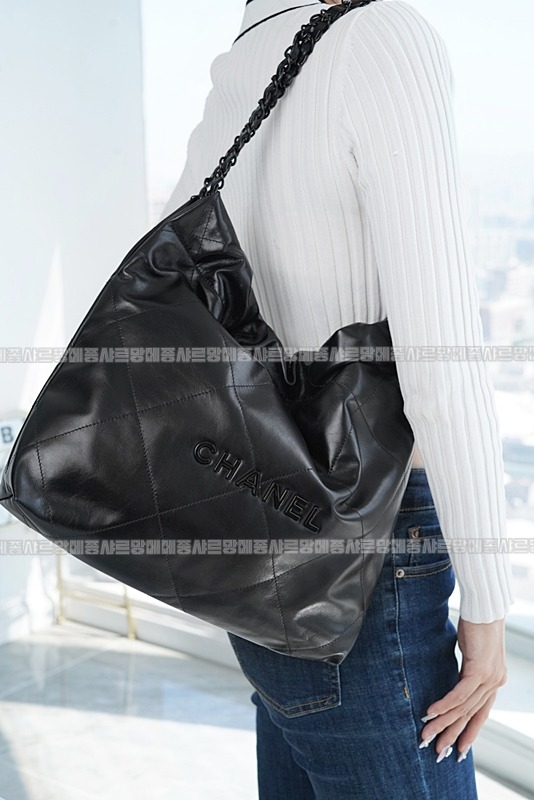 샤넬22핸드백스몰블랙금장 20260206-105429-008루.jpg