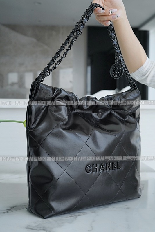 샤넬22핸드백스몰블랙금장 20260206-105430-015루.jpg