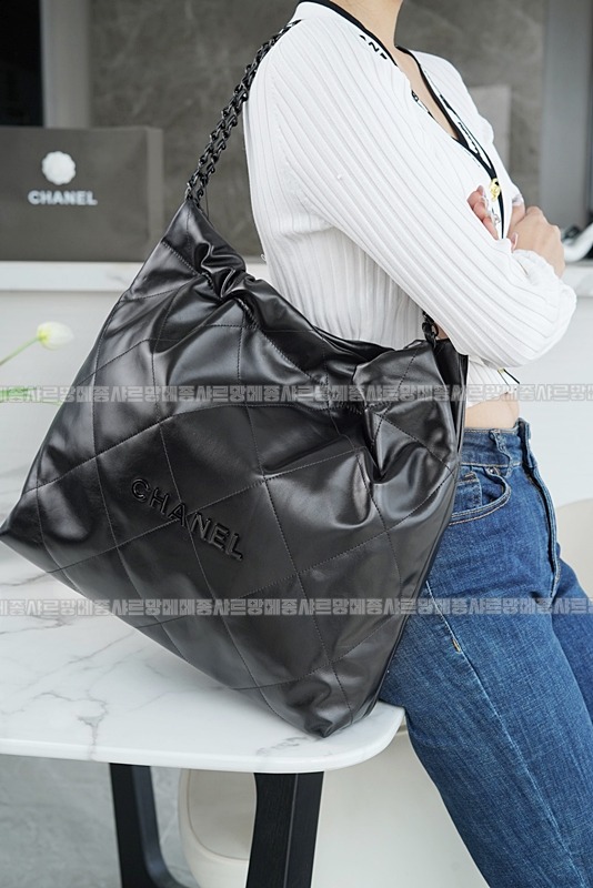 샤넬22핸드백미디움블랙 20260206-110004-002루.jpg