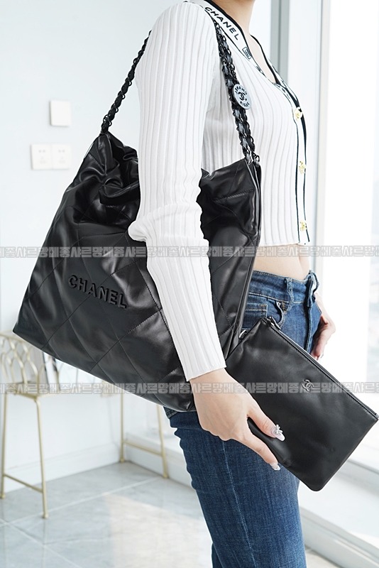 샤넬22핸드백미디움블랙 20260206-110004-007루.jpg