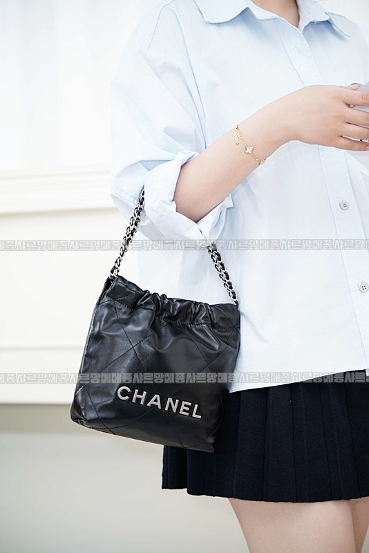 샤넬25백미니블랙은장 20260206-124008-006루.jpg