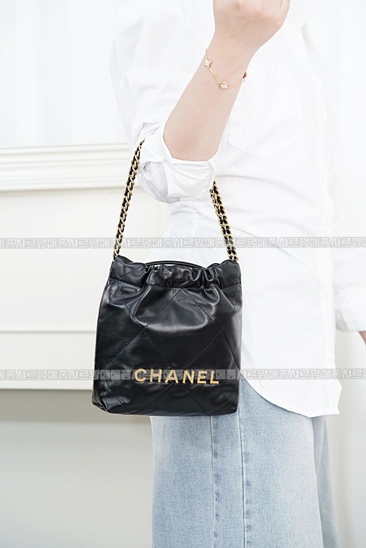 샤넬25백미니블랙금장 20260206-124418-002루.jpg