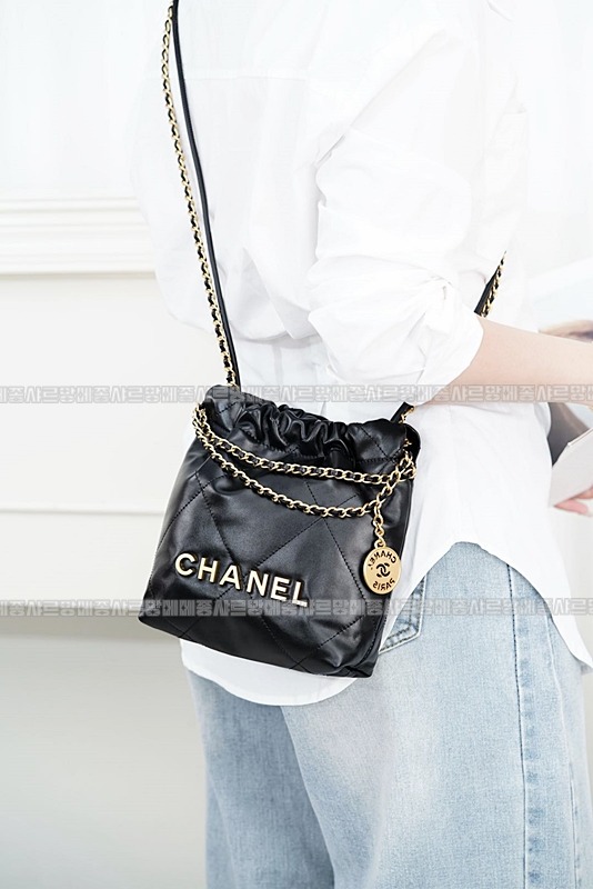 샤넬25백미니블랙금장 20260206-124419-007루.jpg