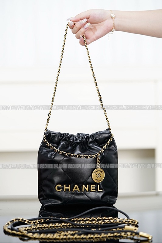 샤넬25백미니블랙금장 20260206-124419-010루.jpg