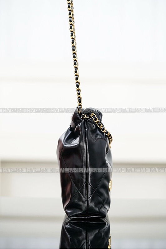 샤넬25백미니블랙금장 20260206-124420-016루.jpg