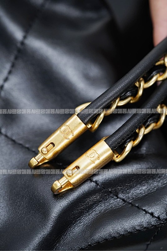 샤넬25백미니블랙금장 20260206-124421-024루.jpg