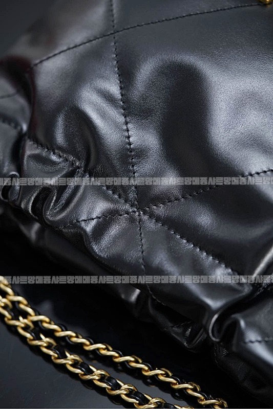 샤넬25백미니블랙금장 20260206-124423-039루.jpg