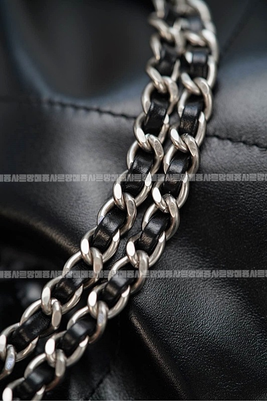 샤넬22미니핸드백블랙은장 20260206-125140-027루.jpg