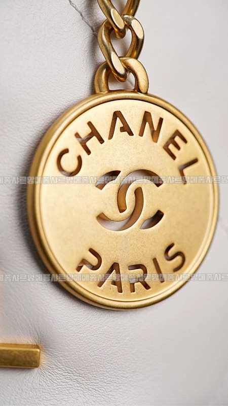 샤넬23미니핸드백화이트금장 20260206-131141-033루.jpg