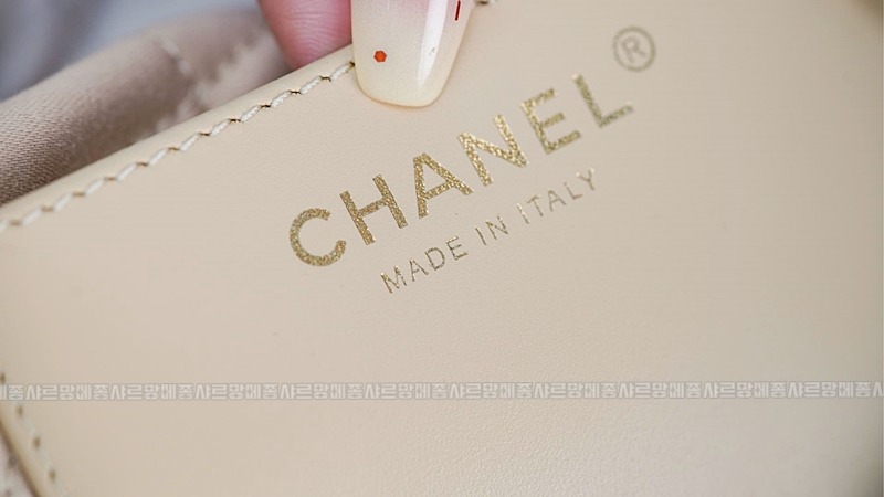 샤넬23미니핸드백화이트금장 20260206-131143-046루.jpg