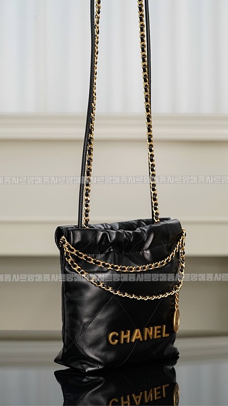 샤넬23미니핸드백블랙금장 20260206-131742-013루.jpg