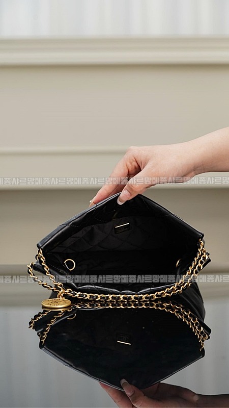 샤넬23미니핸드백블랙금장 20260206-131743-016루.jpg