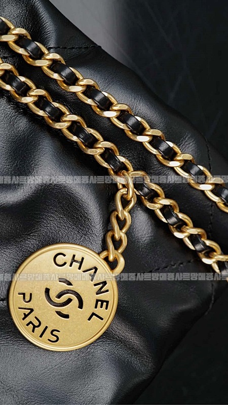 샤넬23미니핸드백블랙금장 20260206-131744-027루.jpg