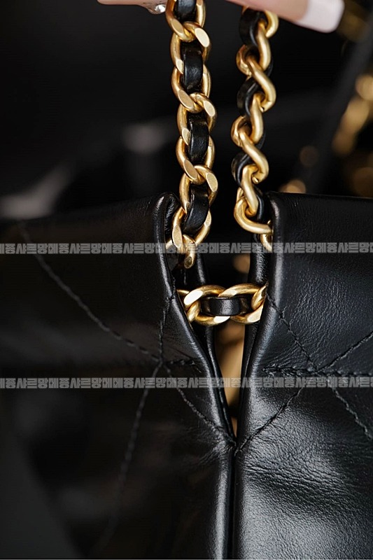 샤넬23미니핸드백블랙금장 20260206-131745-030루.jpg