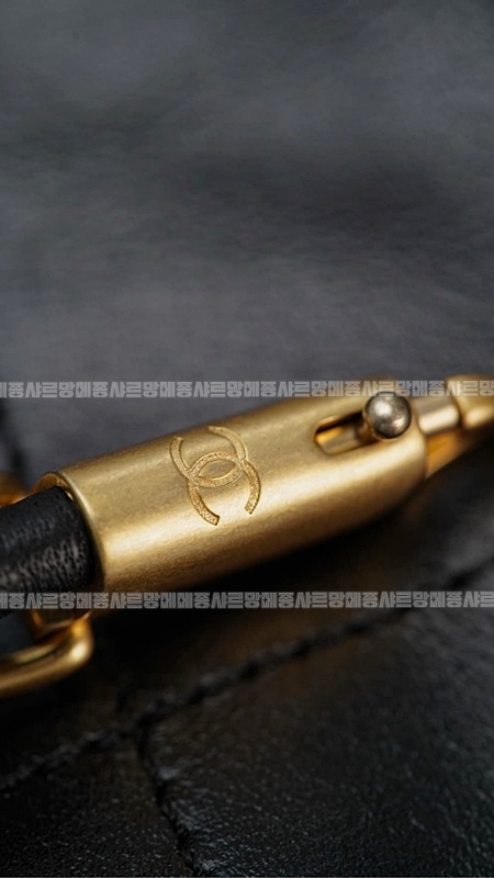 샤넬23미니핸드백블랙금장 20260206-131744-029루.jpg