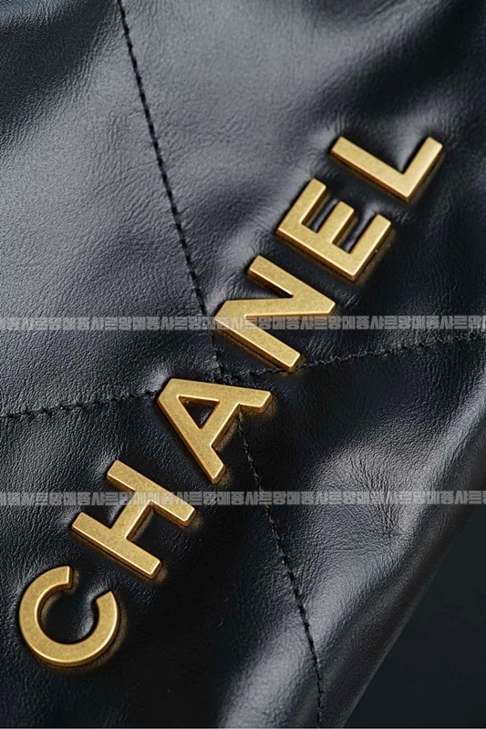 샤넬23미니핸드백블랙금장 20260206-131745-031루.jpg