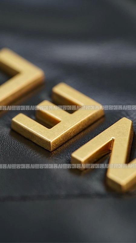 샤넬23미니핸드백블랙금장 20260206-131745-032루.jpg