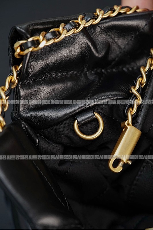 샤넬23미니핸드백블랙금장 20260206-131746-038루.jpg