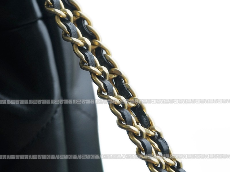 샤넬22백팹라지블랙금장 20260206-134939-027루.jpg