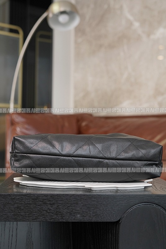 샤넬22백팹미디움블랙금장 20260206-140036-015루.jpg