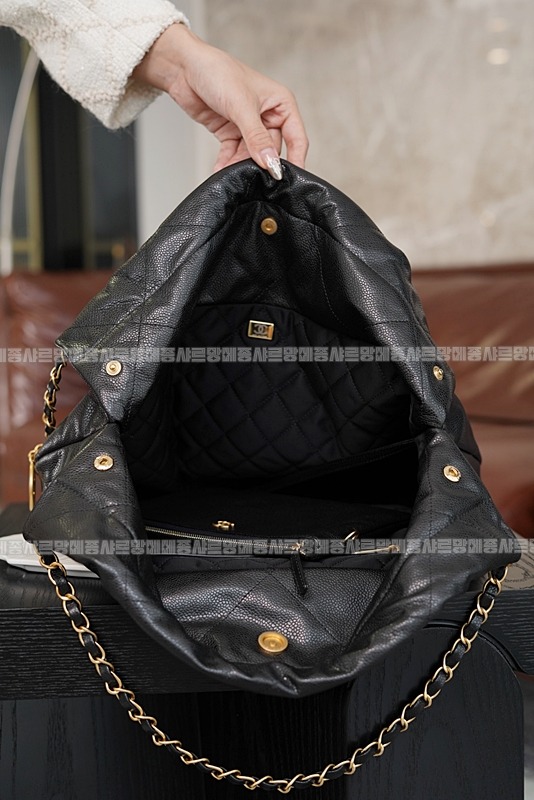 샤넬22백팹미디움블랙금장 20260206-140036-016루.jpg