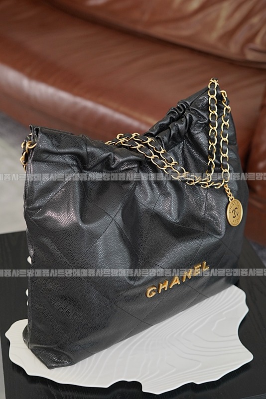 샤넬22백팹미디움블랙금장 20260206-140036-018루.jpg
