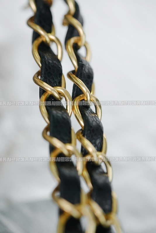 샤넬22백팹미디움블랙금장 20260206-140037-024루.jpg