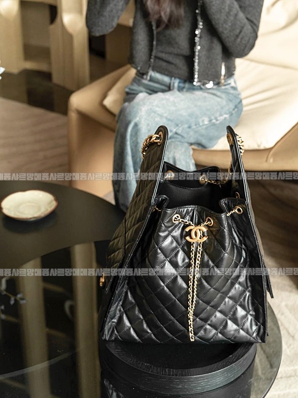 샤넬25C미디움백블랙금장20260207-104330-002루.jpg
