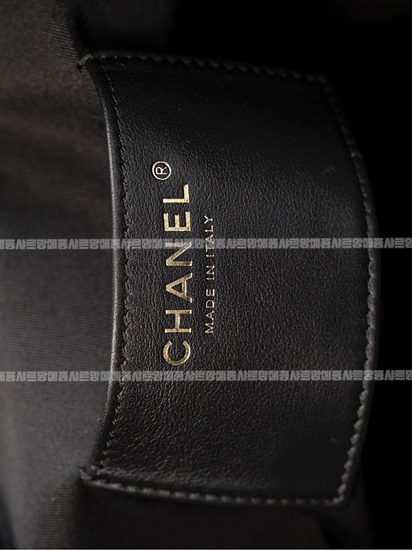샤넬25C미디움백블랙금장20260207-104332-020루.jpg