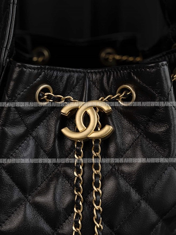 샤넬25C미디움백블랙금장20260207-104333-029루.jpg