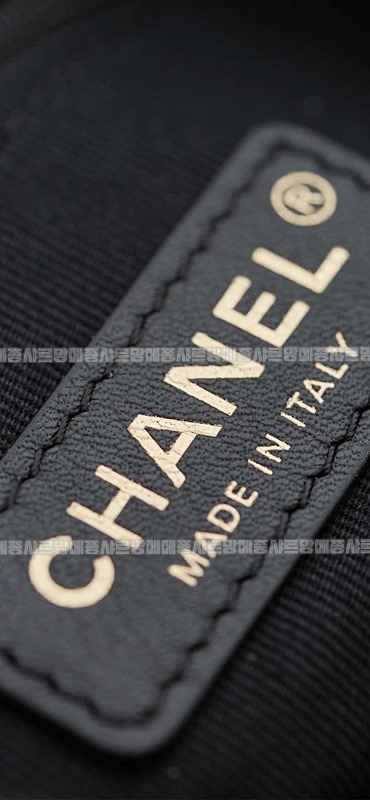 샤넬25A스웨이드및카프스킨체인숄더백 20260207-142120-041루.jpg