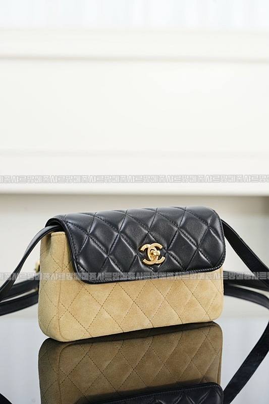 샤넬25A스웨이드플랩백 20260207-150344-012루.jpg