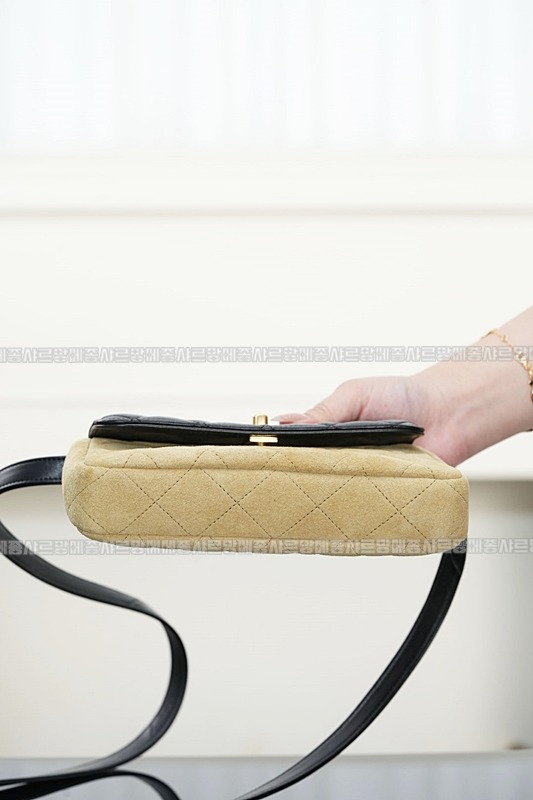 샤넬25A스웨이드플랩백 20260207-150345-018루.jpg