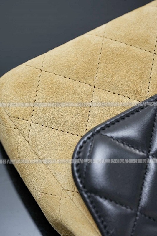 샤넬25A스웨이드플랩백 20260207-150345-019루.jpg