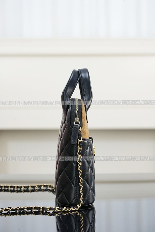 샤넬25A스웨이드카프스킨백 20260207-151256-016루.jpg