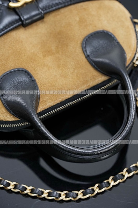 샤넬25A스웨이드카프스킨백 20260207-151256-019루.jpg