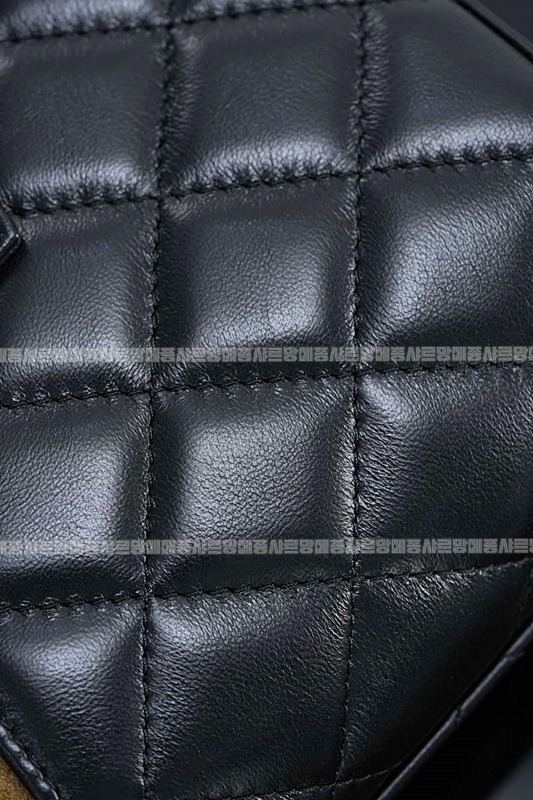 샤넬25A스웨이드카프스킨백 20260207-151257-023루.jpg