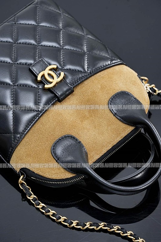 샤넬25A스웨이드카프스킨백 20260207-151257-024루.jpg