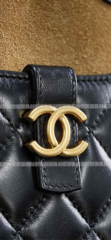 샤넬25A스웨이드카프스킨백 20260207-151257-025루.jpg