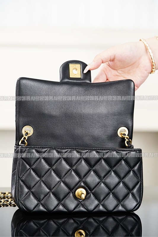 샤넬클래식큰미니쁘띠삭플랩백  20260208-103658-015루.jpg
